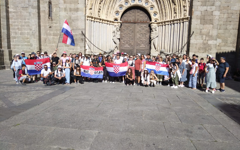 [FOTO] Hodočasnici iz Zadarske nadbiskupije sudjelovali na Svjetskom danu mladih