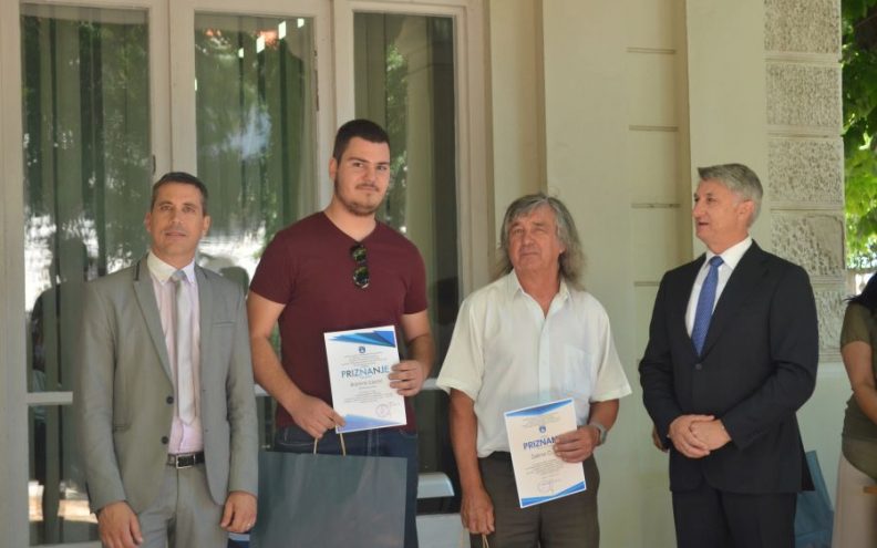 “Vaši uspjesi su nam posebno dragi jer ste vi naša generacija za budućnost”