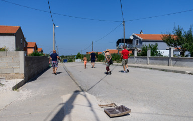 Radnici uklonili beton iz šahtova u Benkovačkom selu