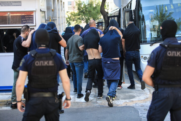 Policija suzila krug osumnjičenih za ubojstvo Grka na pet huligana
