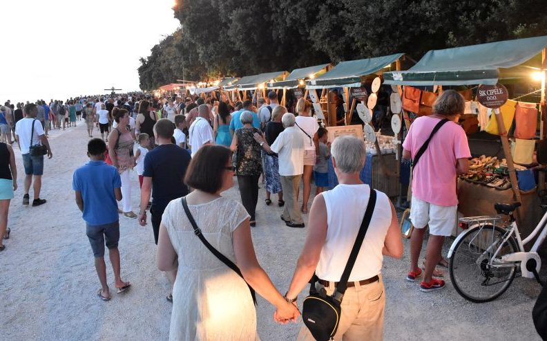 Donesena odluka o dodjeli potpori turističkim manifestacijama, pogledajte tko je koliko dobio