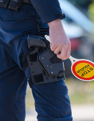 VOZIO PIJAN I NADROGIRAN Prošao bi ‘lišo’ da nije skretao preko pune crte