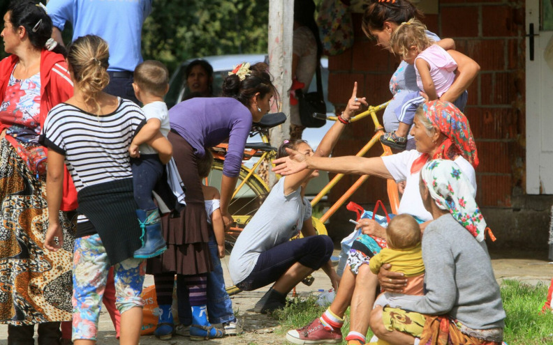 Netko strojevima porušio poplavljeno romsko naselje uz Dravu