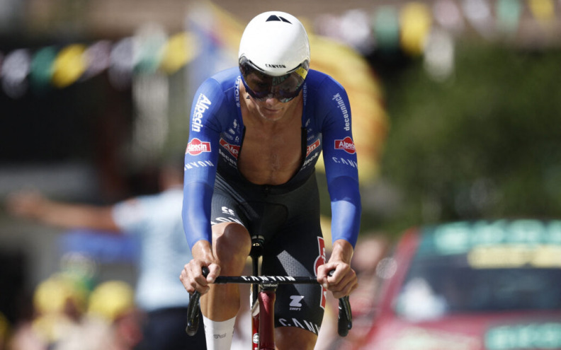 Nizozemski biciklist je novi svjetski prvak, Tadej Pogačar osvojio broncu