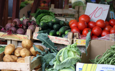 Cijene povrća na tržnici da se smrzneš. Opravdano ili ne?