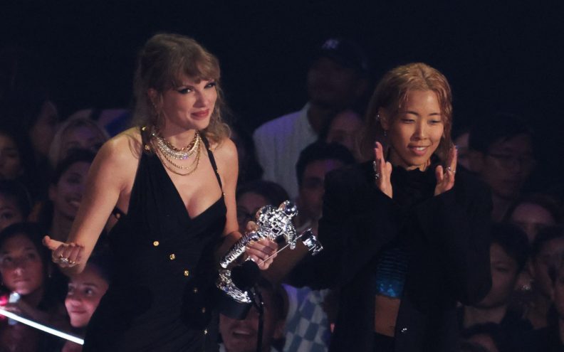 Taylor Swift izdominirala dodjelom glazbenih nagrada: ukupno ih ima 18, 2 manje od Madonne