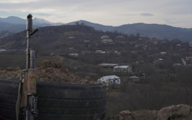 U Nagorno-Karabahu počeo rat Azerbajdžana i Armenije