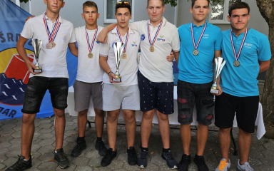 Međužupanijsko prvenstvo u ribolovu štapom s obale: Stipe Banić pojedinačno i ekipno treći