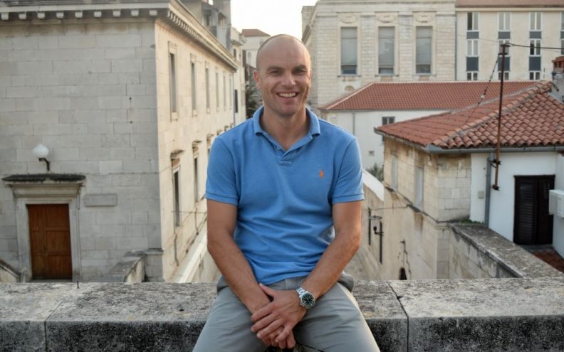 Turističku  ponudu treba  nedvojbeno i  hitno mijenjati  na   prihvatljiv  način