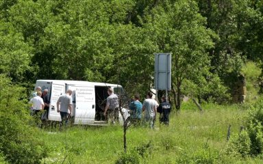 Albanac u teretnom vozilu zadarskih registracija kod Knina pokušao krijumčariti migrante