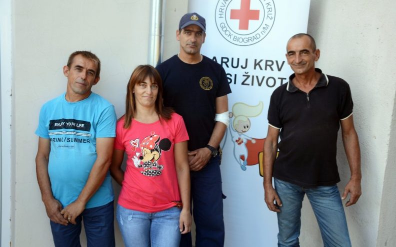PLEMENITOST NA DJELU Tri brata i sestra zajedno darovali krv 148 puta