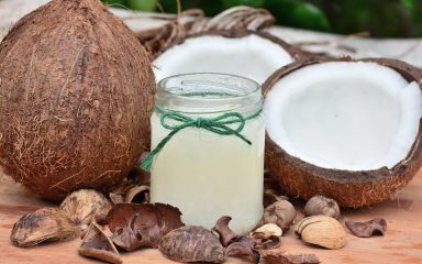 Kokosovo ulje je svestran prirodan proizvod kojeg je dobro imati pri ruci 