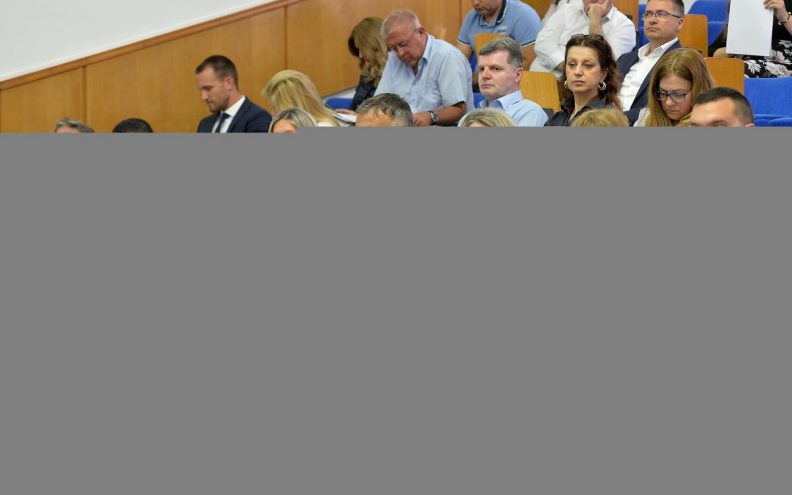 Brojne kritike na  novoobnovljenu  Ulicu Nikole  Šubića Zrinskog