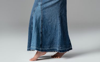 Veliki povratak traper maksi suknje: Donosimo nekoliko ideja kako ju nositi