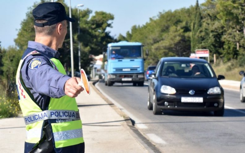 Motociklist zaustavljen na zaobilaznici s 2,8 promila