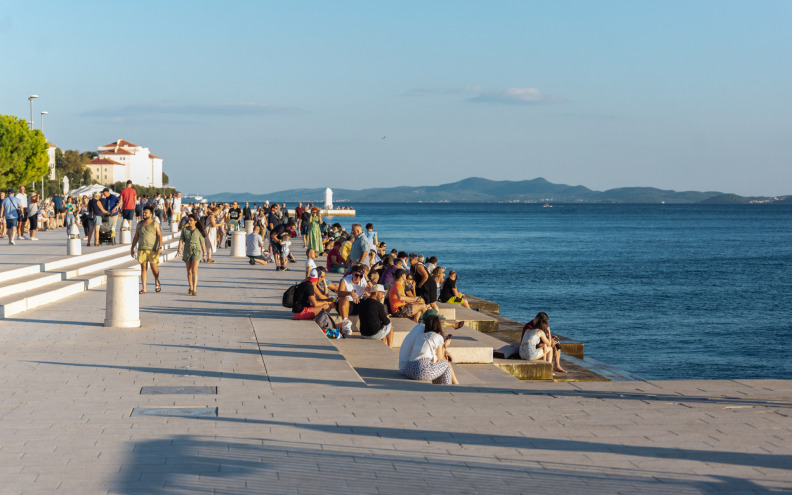 Strani turistički vodiči bez licence preplavili Zadar: 'Jako sam nezadovoljna. Ja moram sve živo platiti...'
