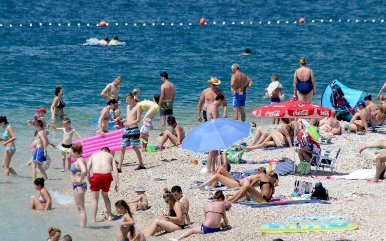 Sunčano pa preokret: Poslijepodne kiša i grmljavinsko nevrijeme, temperature do 34 °C