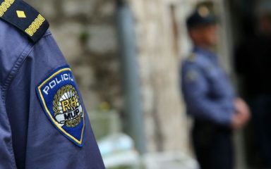 Policija razbila skupinu desničarskih terorista, u Hrvatskoj istražena dvojica