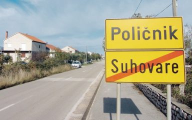 NEOBIČNA NOĆNA ‘ZASJEDA’ U POLIČNIKU! Građanin šokiran: ‘Pobjegli su pa se sakrivali…’