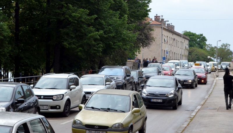 prometni kolap guzva (as) (1)