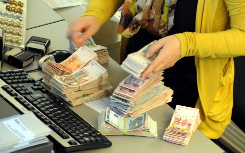 Lažirao potvrde poslodavca i obrasce o isplati plaće kako bi podigao kredit