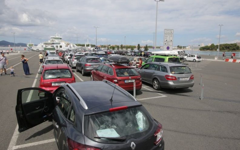 Danas na blagdan Velike Gospe pojačan promet