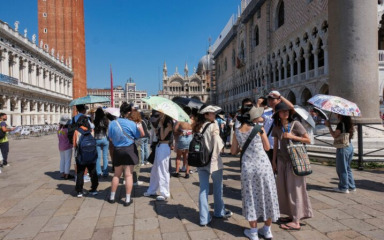 Venecija počinje naplaćivati ulaz turistima: Plaćat će svi stariji od 14