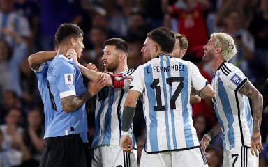 Argentina je doživjela prvi poraz od SP-a u Kataru, a Leo Messi je podivljao
