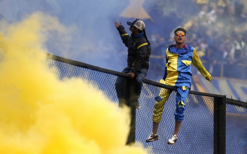 Sukobi navijača u Rio de Janeiru uoči finala Cope Libertadores, policija koristila gumene metke i suzava