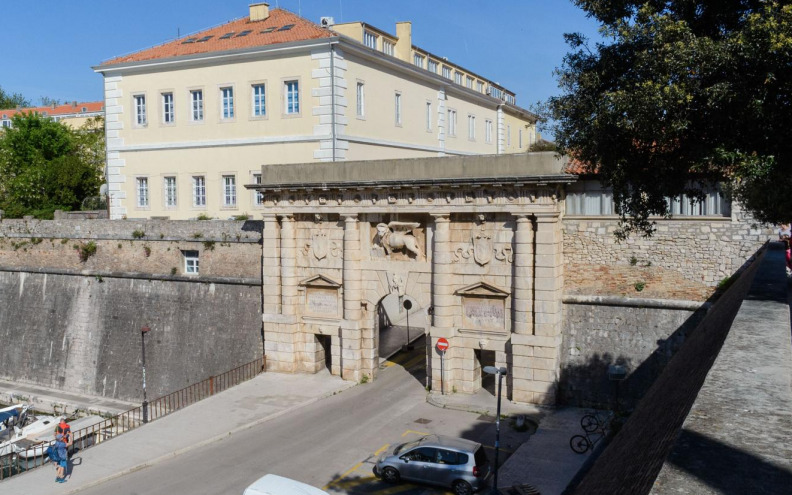 Zadarska Kopnena vrata čuvaju simpatičnu legendu koja seže još u Srednji vijek