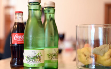 Državni inspektorat zabranio prodaju sumnjivih sokova i vode. Coca Cola iz Austrije sve negira