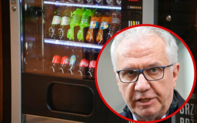 Hospitaliziran i četvrti pacijent sa sumnjom na trovanje! ‘Popio je mineralnu vodu u jednom zagrebačkom kafiću’