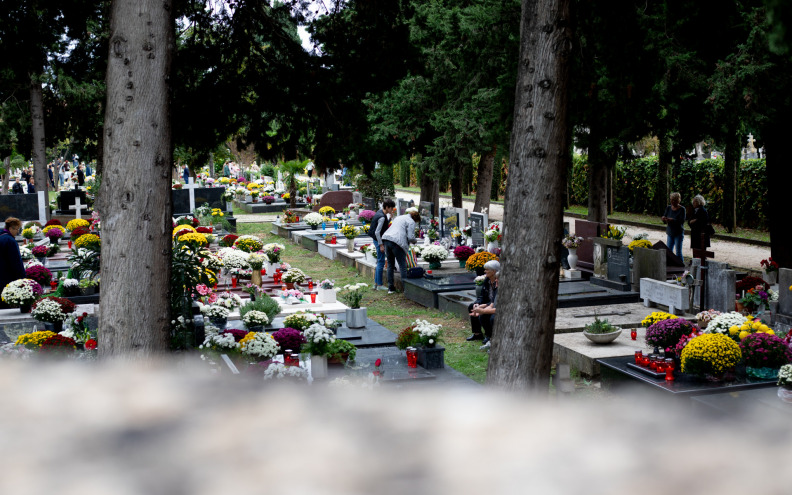 Donosimo raspored današnjih sprovoda