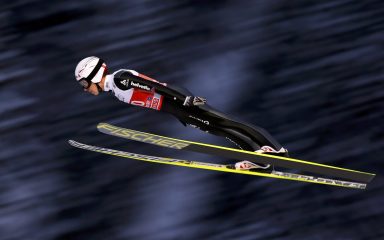 Legendarni olimpijski prvak u skijaškim skokovima i u 42. godini života će nastupati na novogodišnjoj turneji