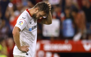 Sevilla uručila otkaz treneru, navijači vrijeđali igrače, oglasio se i Ivan Rakitić