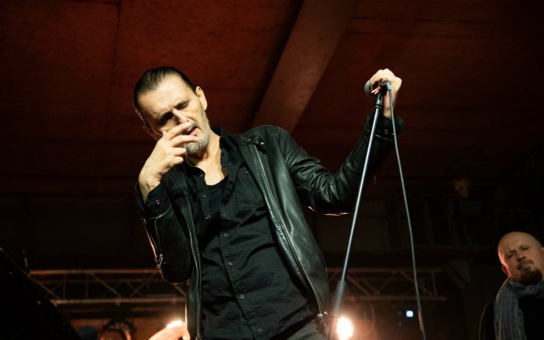 Goran Bare otkrio da više ne nastupa pijan ili drogiran: 'Od tada su nam koncerti prepuni'