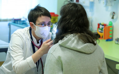 U Hrvatskoj u tjedan dana 42 smrtna slučaja oboljelih od covida. Stranica koronavirus.hr je – ugašena
