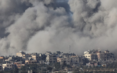Nemilosrdno izraelsko bombardiranje Gaze traje već sto dana