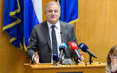 Gradonačelnik Dukić donio odluku o obustavi proračuna za 2024.!