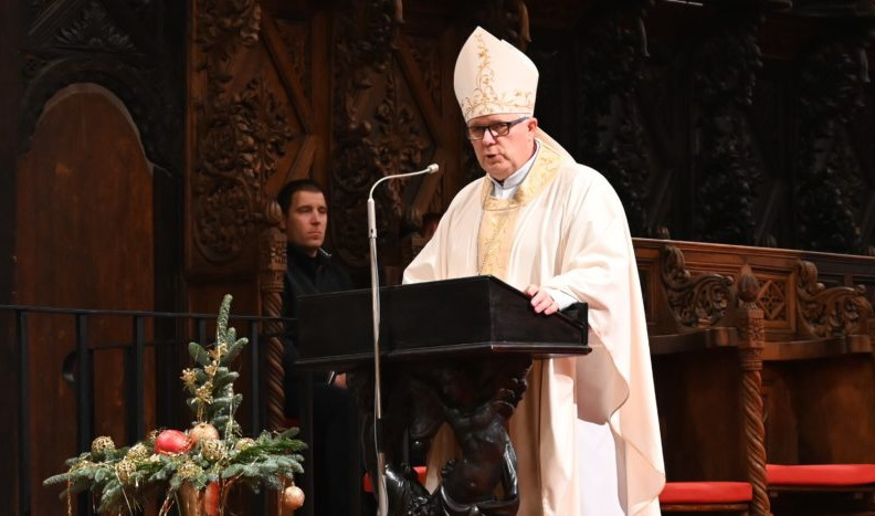 Nadbiskup Zgrablić: „Naša zahvala vodi nas u Božju ljubav“