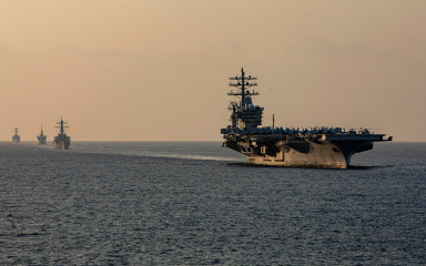 Američka vojska oborila 4 drona u Crvenom moru, tri komercijalna tankera napadnuta