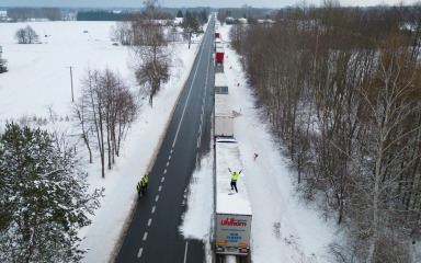Poljski vozači kamiona deblokirali jedan granični prijelaz između Poljske i Ukrajine