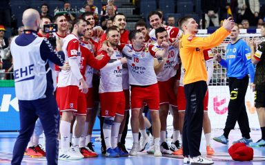 Hrvatski vratar uništio je polufinaliste EP-a: “Tko zna što bi bilo da smo pobijedili Island…”