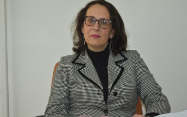 Prof. Anela Serdar Pašalić od 1. ožujka je na kormilu Gimnazije Gospić