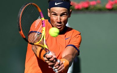Reket Rafaela Nadala iz finala Roland Garrosa prodan na aukciji za 118 tisuća dolara