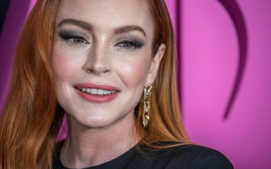 Bivša “Mean Girl” Lindsay Lohan svih iznenadila pojavom na premijeri novog istoimenog filma