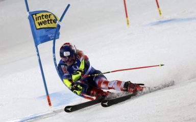 Odlični Odermatt pobjednik u Schladmingu nakon 11. mjesta prve vožnje, Zubčić peti