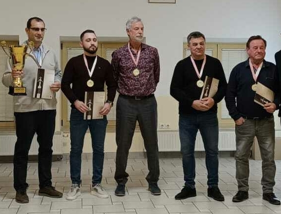 Šampioni Vinkova Tomislav Grbić iz Privlake i Denis Rako iz Paga