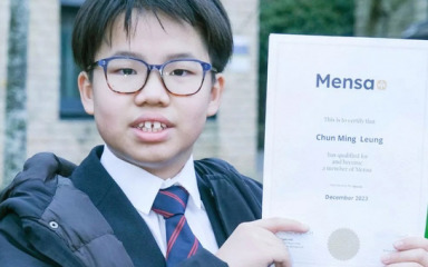 Genijalni 12-godišnji dječak ima isti IQ kao Albert Einstein i Stephen Hawking