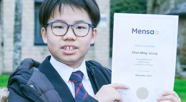 Genijalni 12-godišnji dječak ima isti IQ kao Albert Einstein i Stephen Hawking